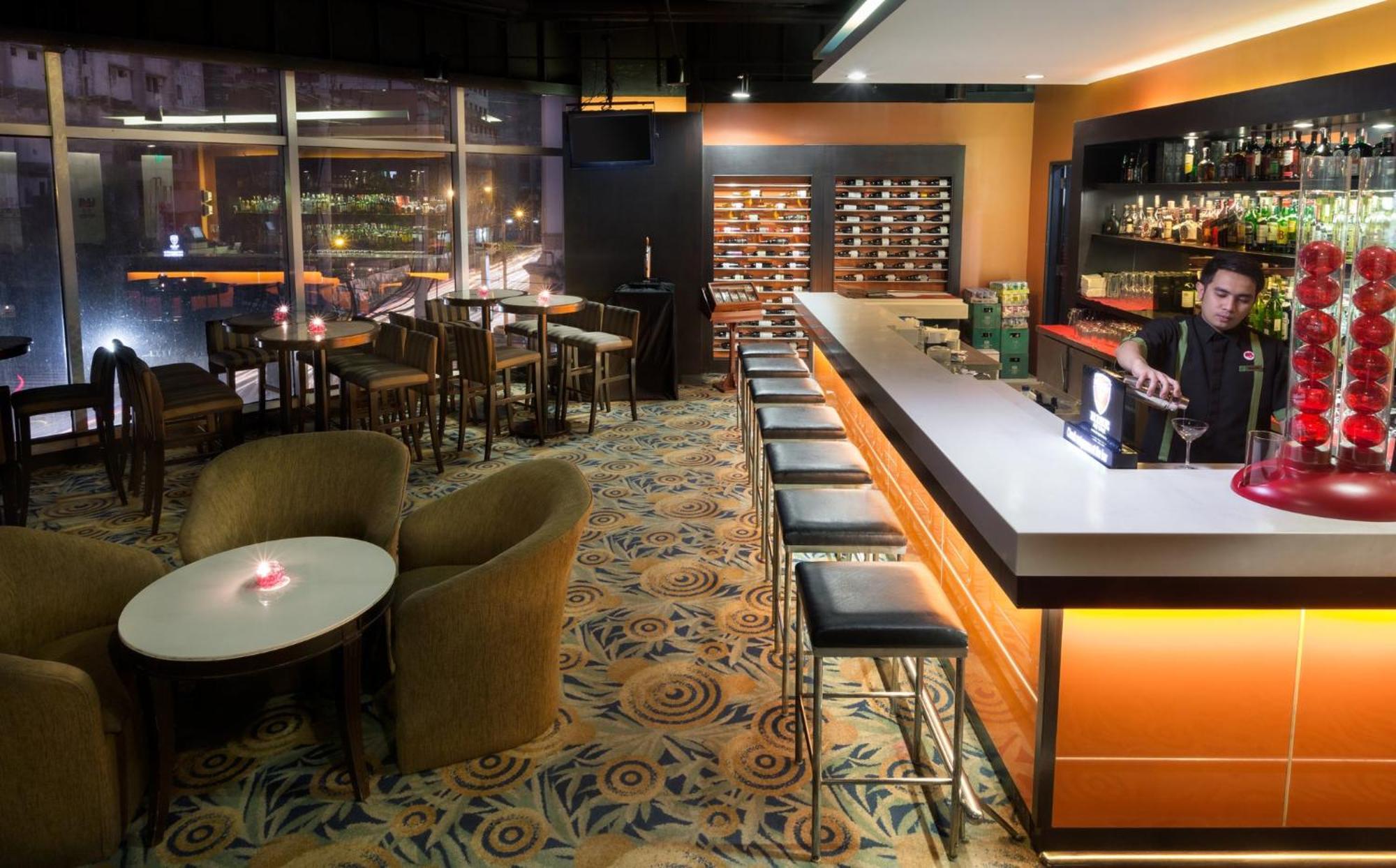 Holiday Inn & Suites Manila Galleria By Ihg Pasig City Exteriör bild