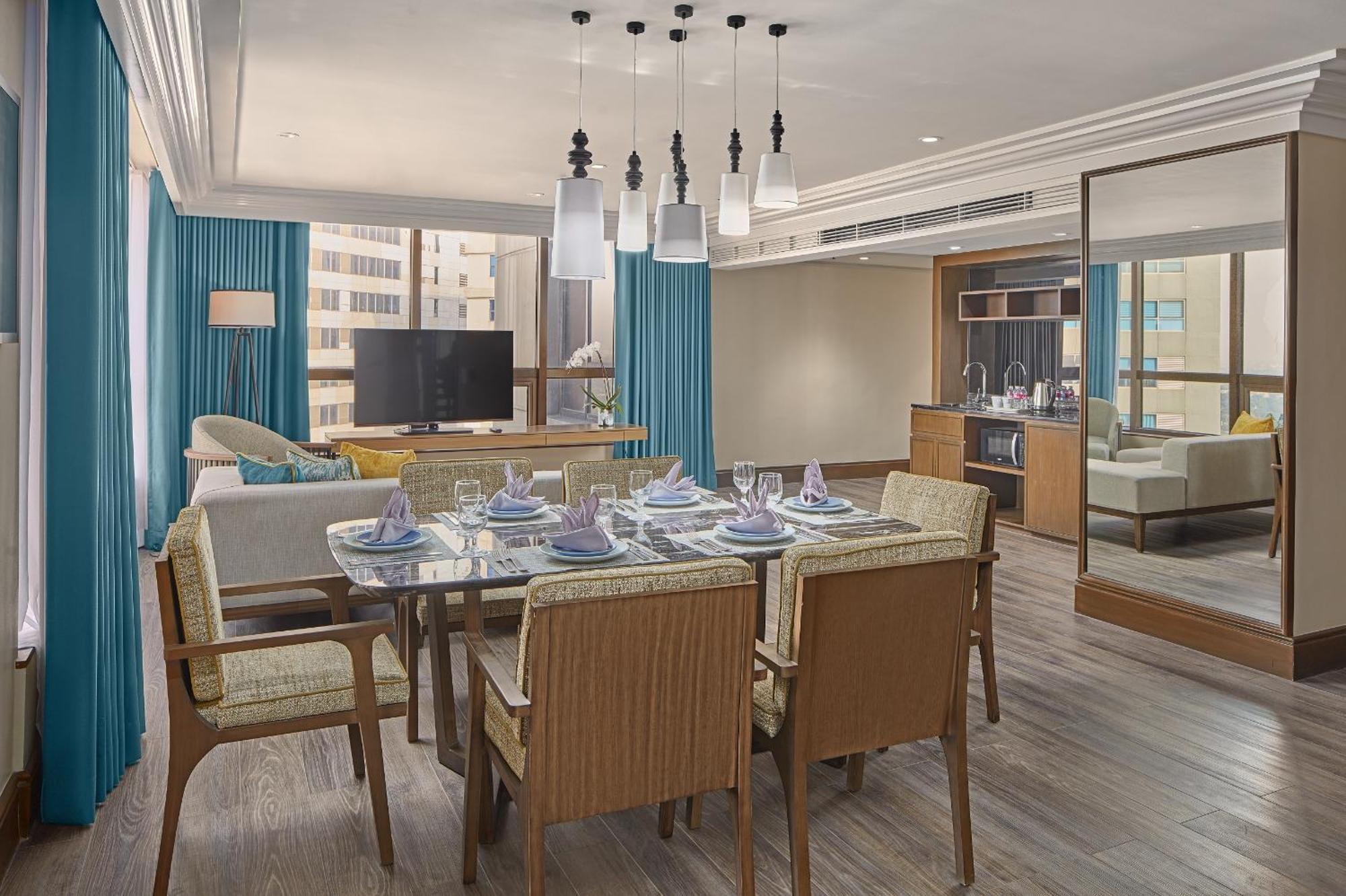 Holiday Inn & Suites Manila Galleria By Ihg Pasig City Exteriör bild